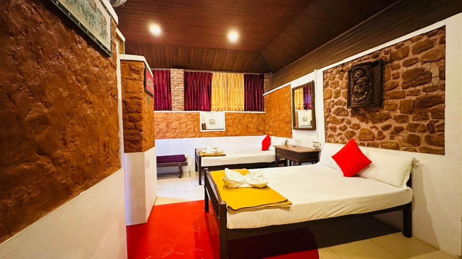Wild Elephant Resort Kallar Vattiyar Экстерьер фото